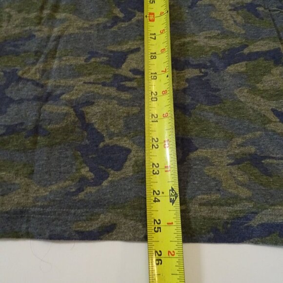 LAT Apparel Camo Print T-Shirt Women Size M Short Sleeve - Picture 6 of 6